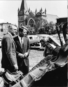 Cary Grant and Robert F. Kennedy. © 1963, Bob Burchette/The Washington Post. Used with permission